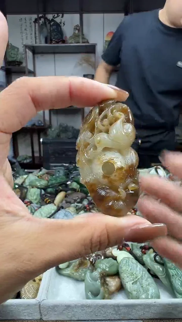 未镶嵌和田玉把件1