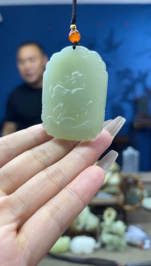 颈饰未镶嵌和田玉1