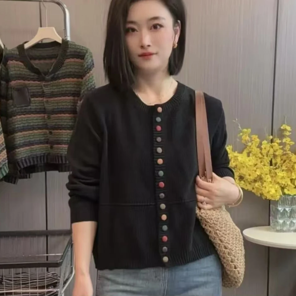 春秋女士纯色休闲时尚彩扣开衫毛衣针织衫复古百搭圆领长袖外套女