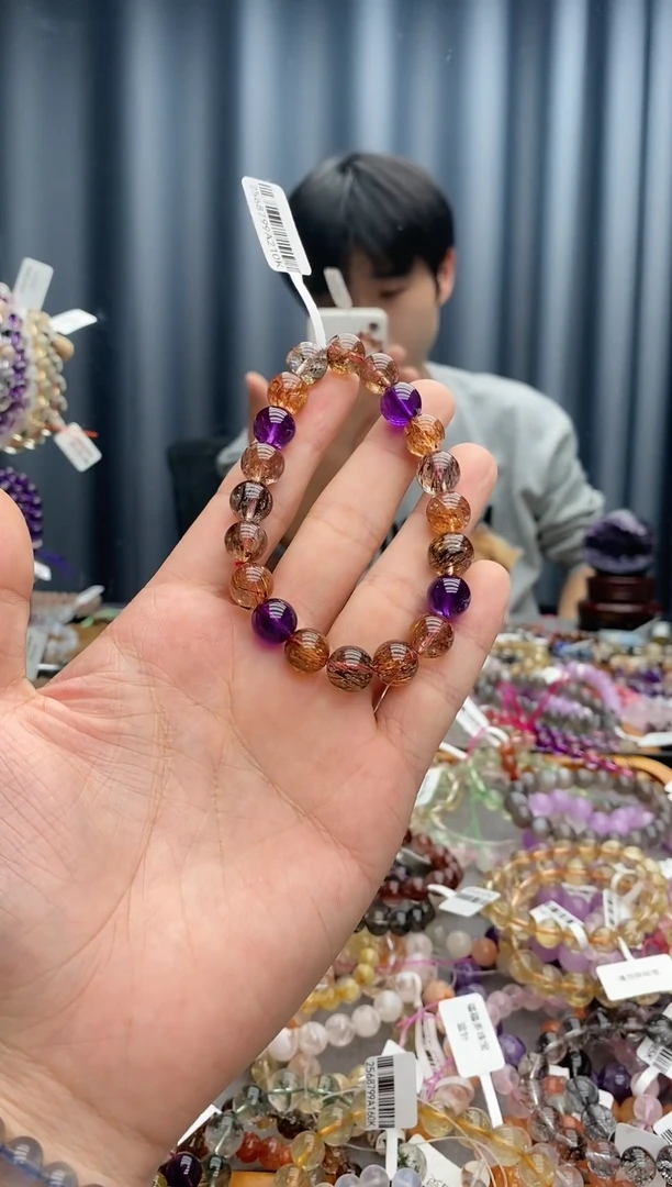 【闪购商品】水晶手链未镶嵌超七