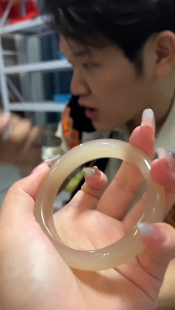 和田玉手镯未镶嵌冰藕粉正圈59