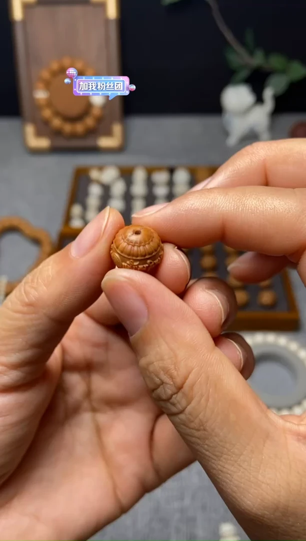 猴头核桃吊坠六字箴言13瑕（封口线）