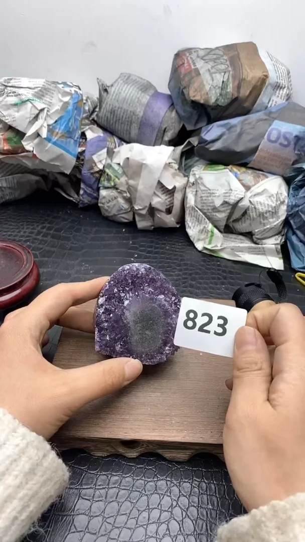 【闪购商品】紫晶1未镶嵌823号 摆件