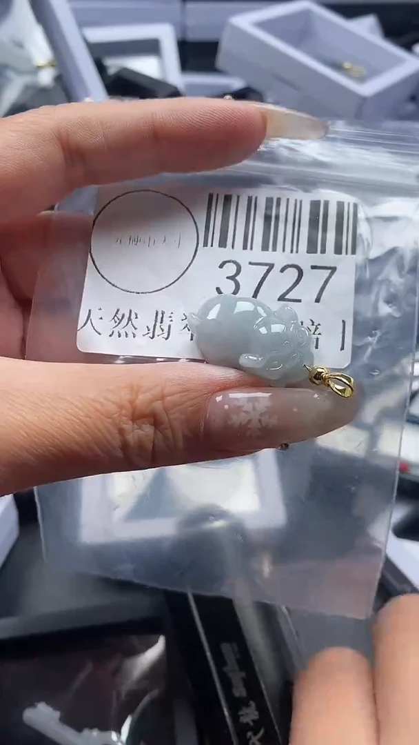 颈饰未镶嵌翡翠3727
