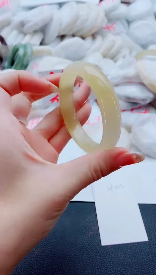 未镶嵌手镯石英质玉H202-57-58