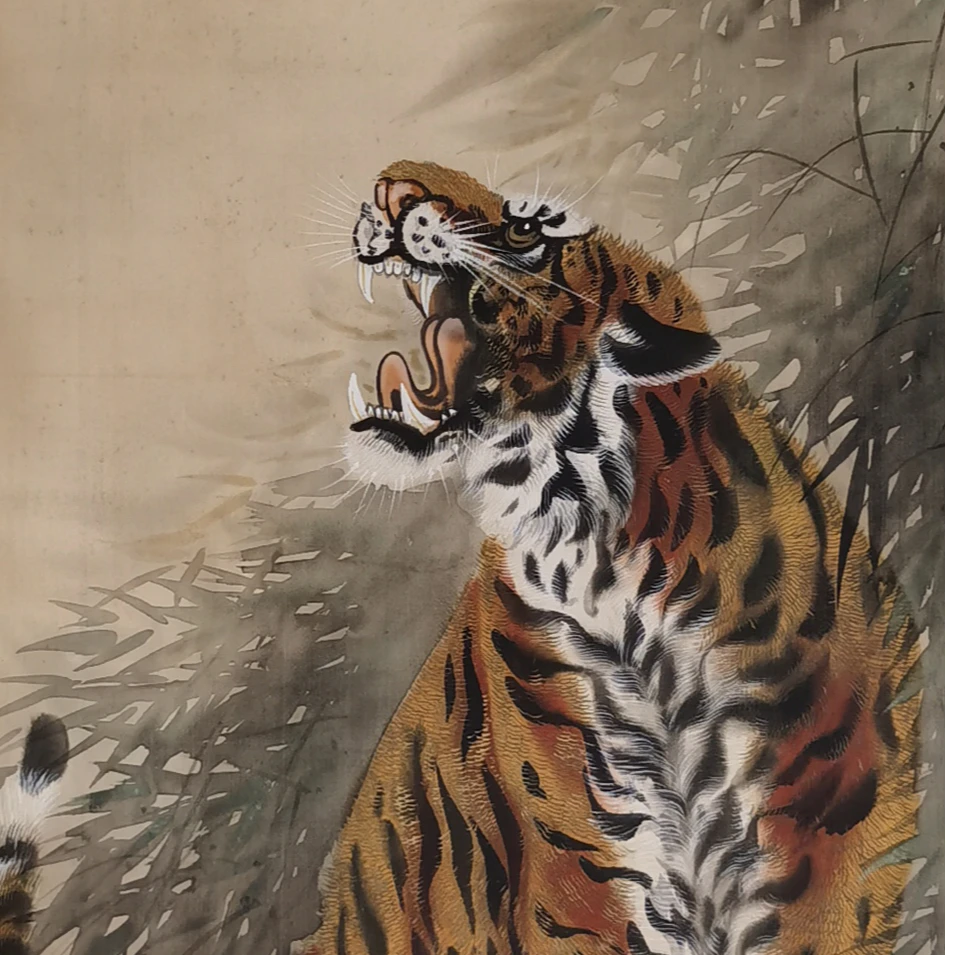 【辽拍】V250709-2-302《虎》（4平尺) 绢本镜片  ws04