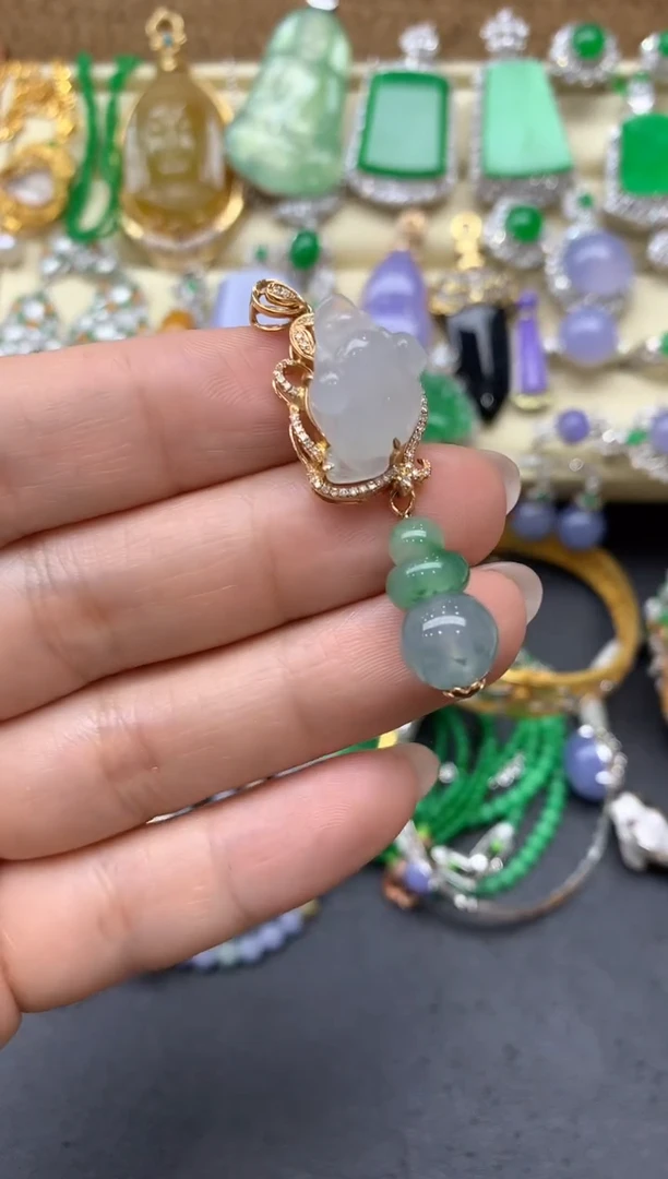 【闪购商品】翡翠颈饰18K金镶嵌85中国好珍宝