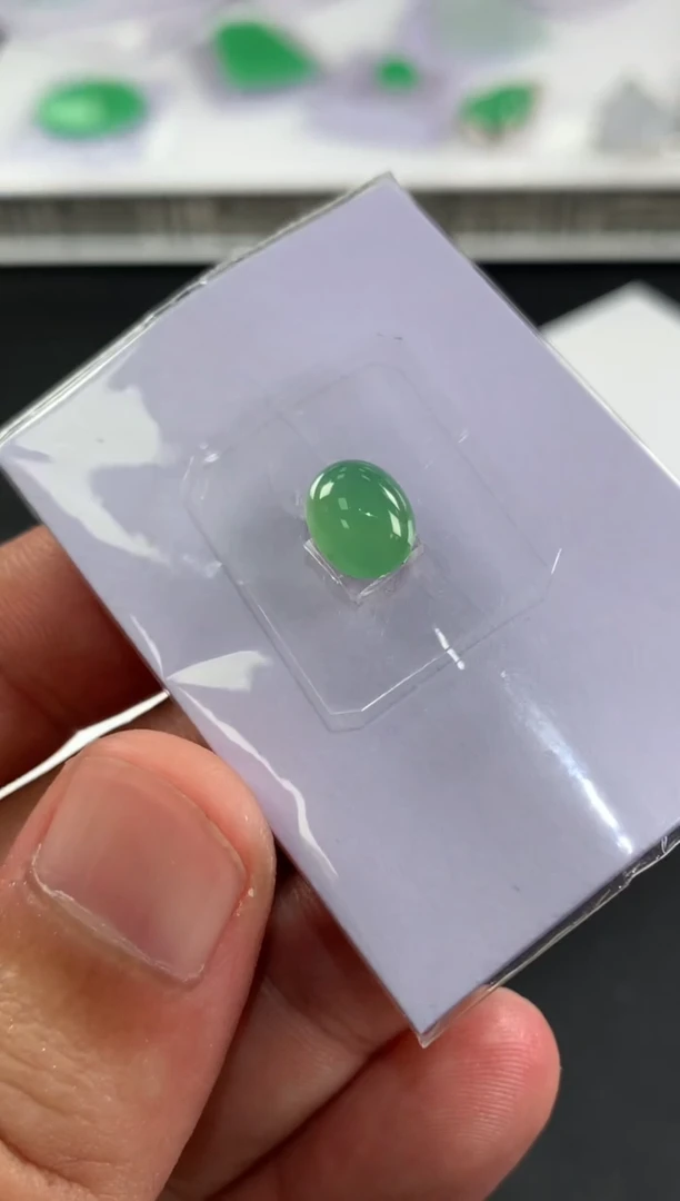 未镶嵌定制翡翠翡翠