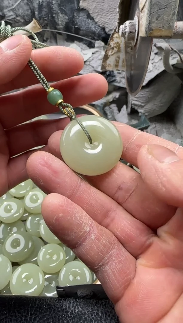 【闪购商品】和田玉颈饰未镶嵌吊坠