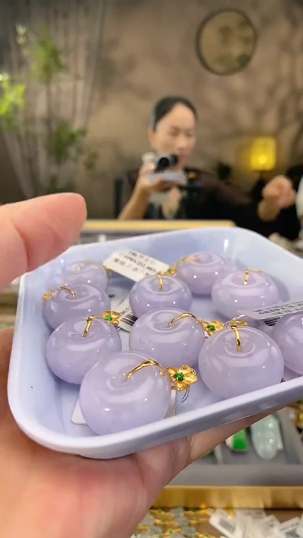 吊坠(不含链)18K金镶嵌翡翠平安扣 多样性发其一