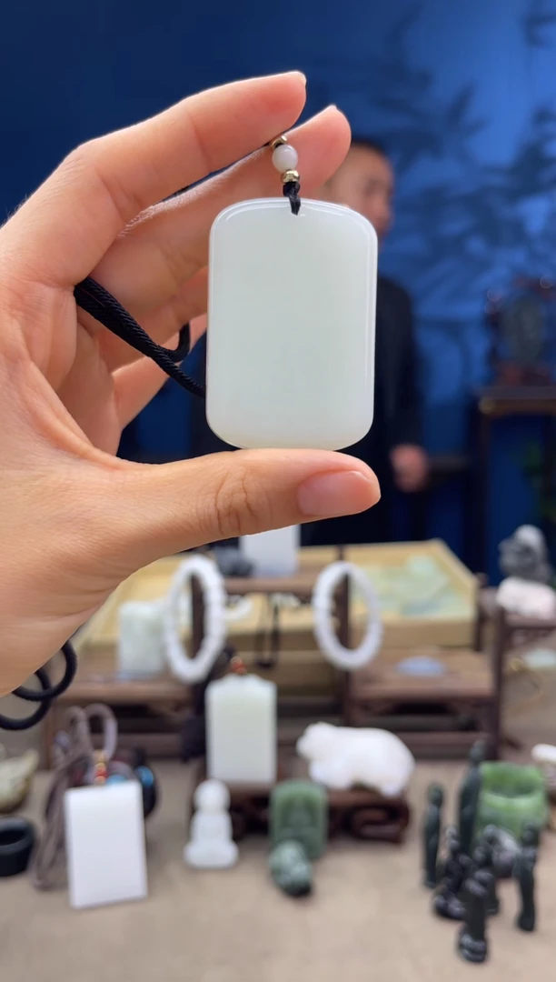 【闪购商品】和田玉颈饰未镶嵌1