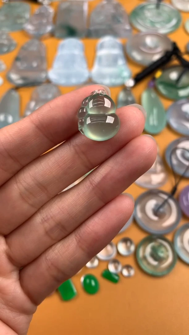 颈饰未镶嵌翡翠16.3-13.6-5.9