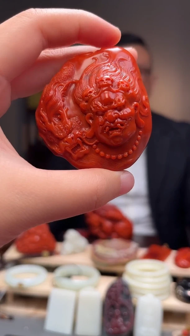 颈饰未镶嵌南红玛瑙吊坠