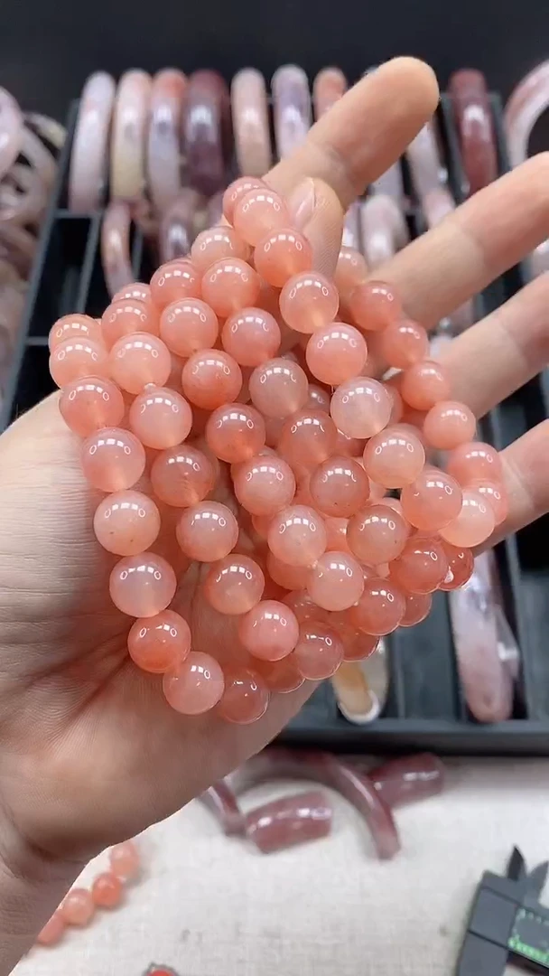 【闪购商品】石英质玉手镯未镶嵌拍一发一多样性发货