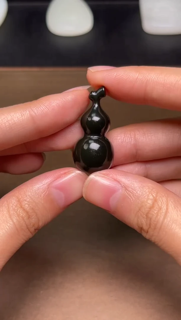 颈饰未镶嵌和田玉8**241