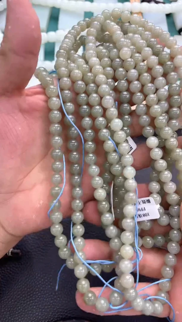 和田玉未镶嵌颈饰卡8链子拍一发一