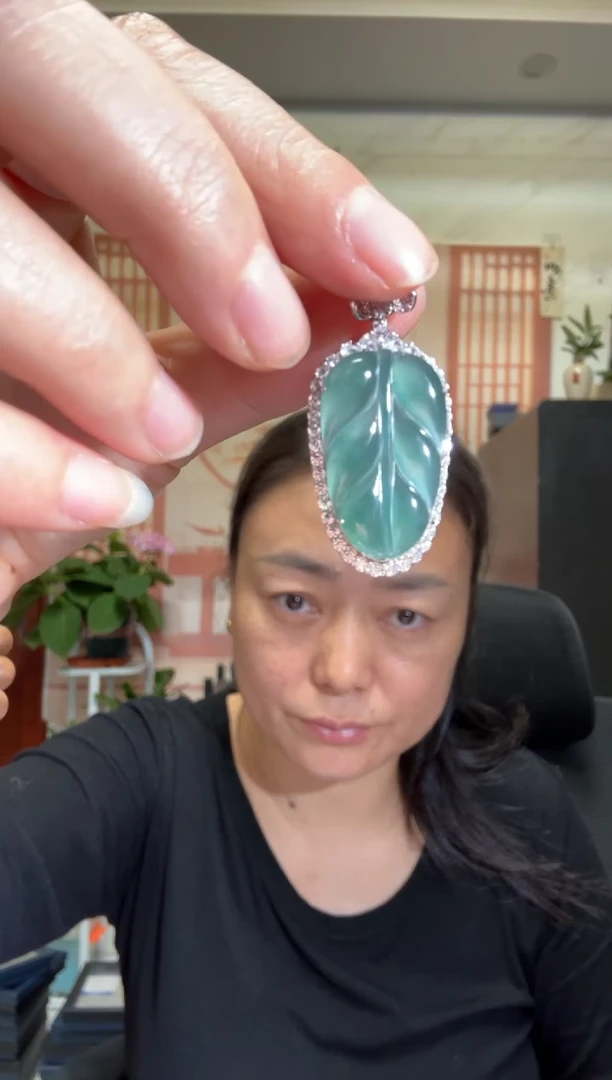 颈饰银S925镶嵌翡翠00005433