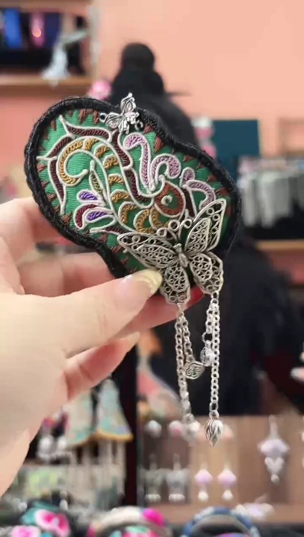 织绣艺枝独绣手工饰品254