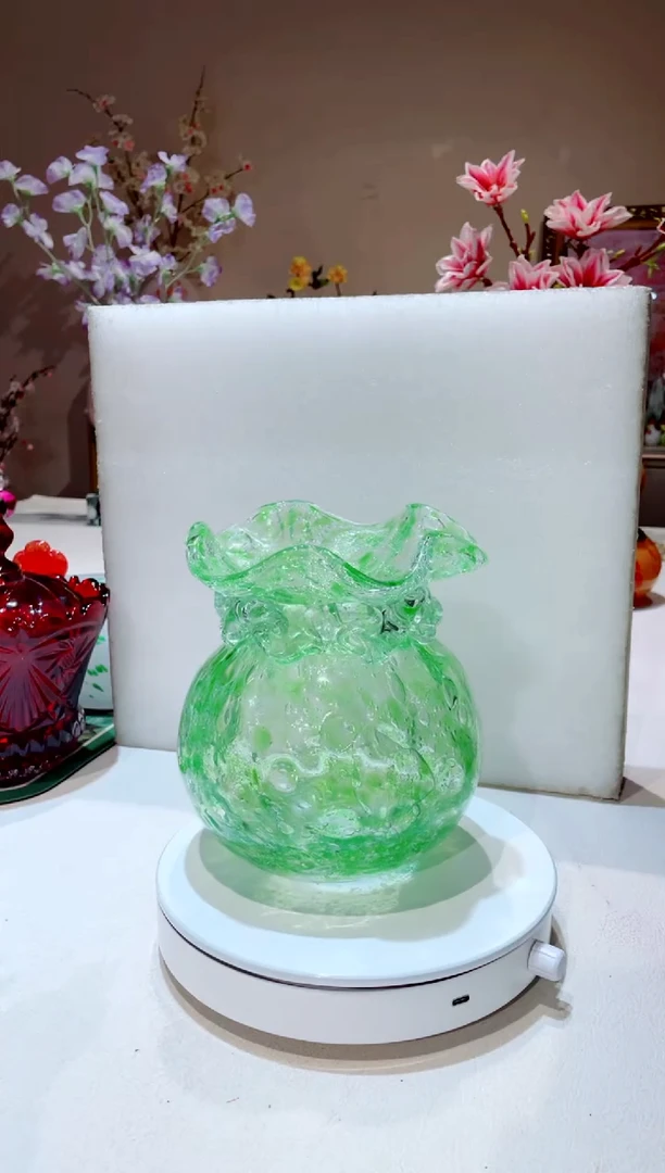 【闪购商品】琉璃手工艺品绿色钱袋子花瓶 微瑕