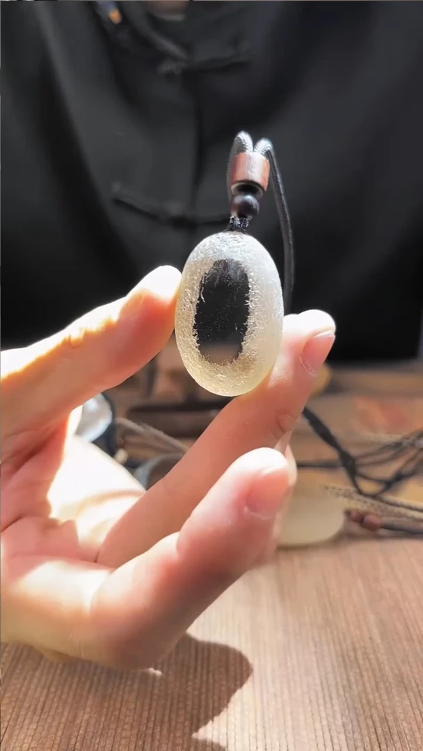 未镶嵌吊坠(赠链)水晶水晶