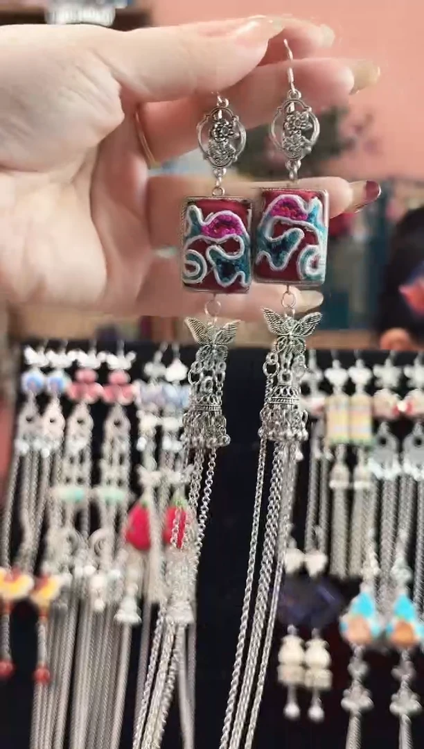 艺枝独绣手工饰品603