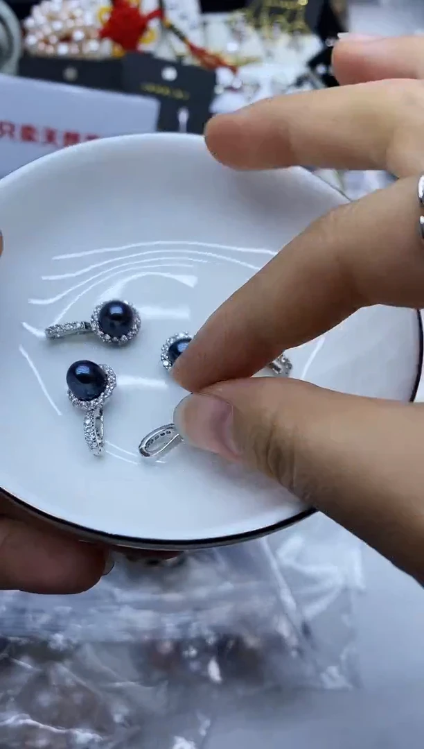 吊坠(不含链)未镶嵌淡水珍珠多样性发其一