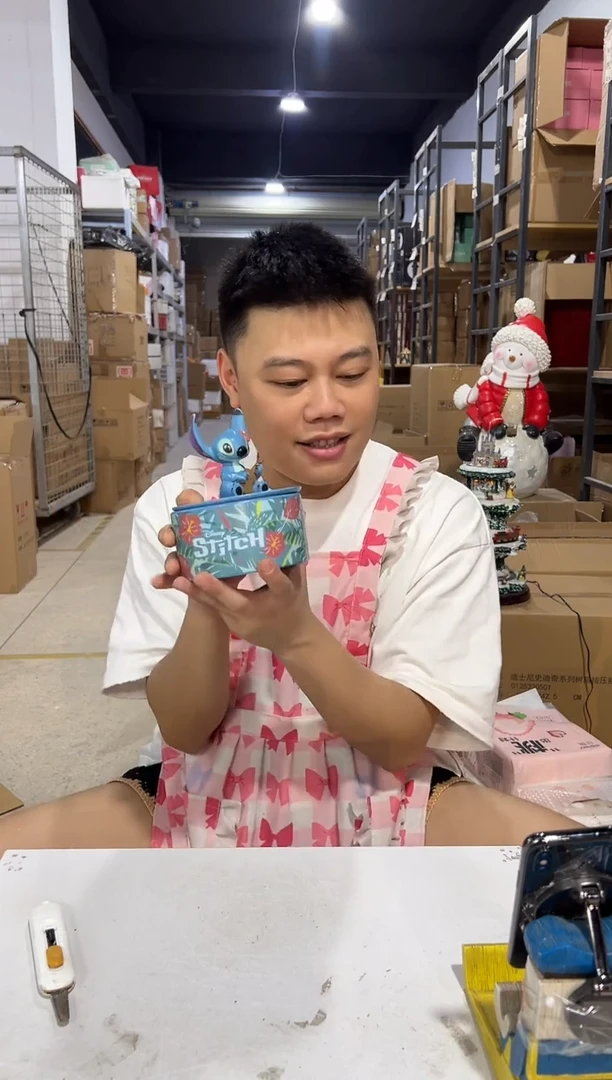 瓷片史迪仔首饰盒