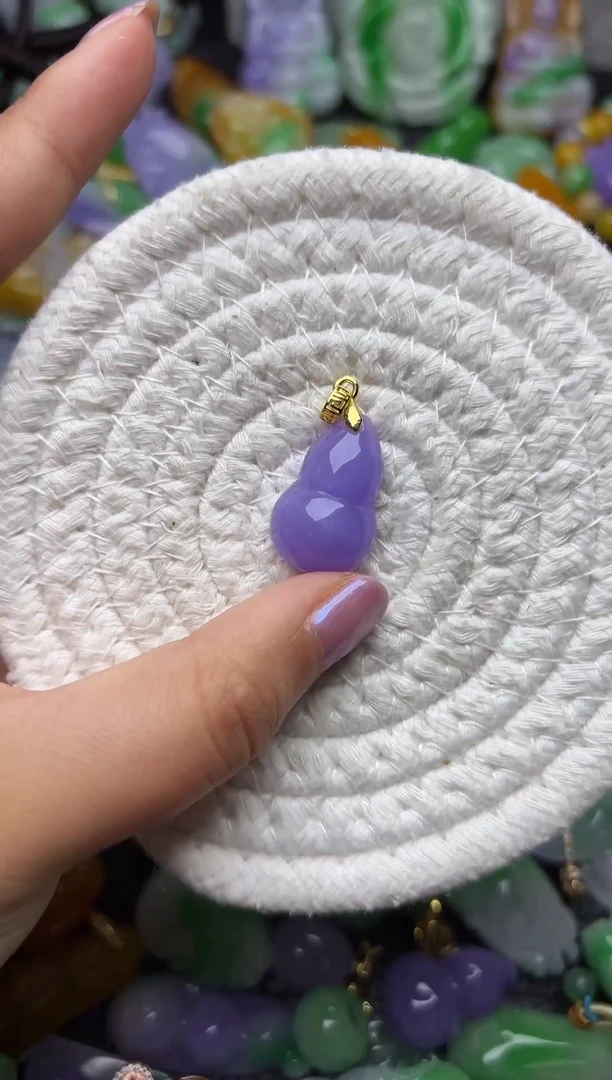 颈饰未镶嵌翡翠缅甸翡翠吊坠