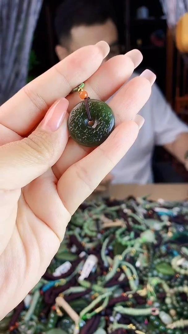 未镶嵌和田玉挂件多样性发货拍一发一