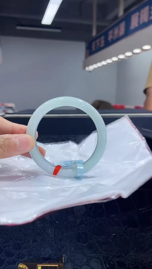 未镶嵌手镯翡翠13