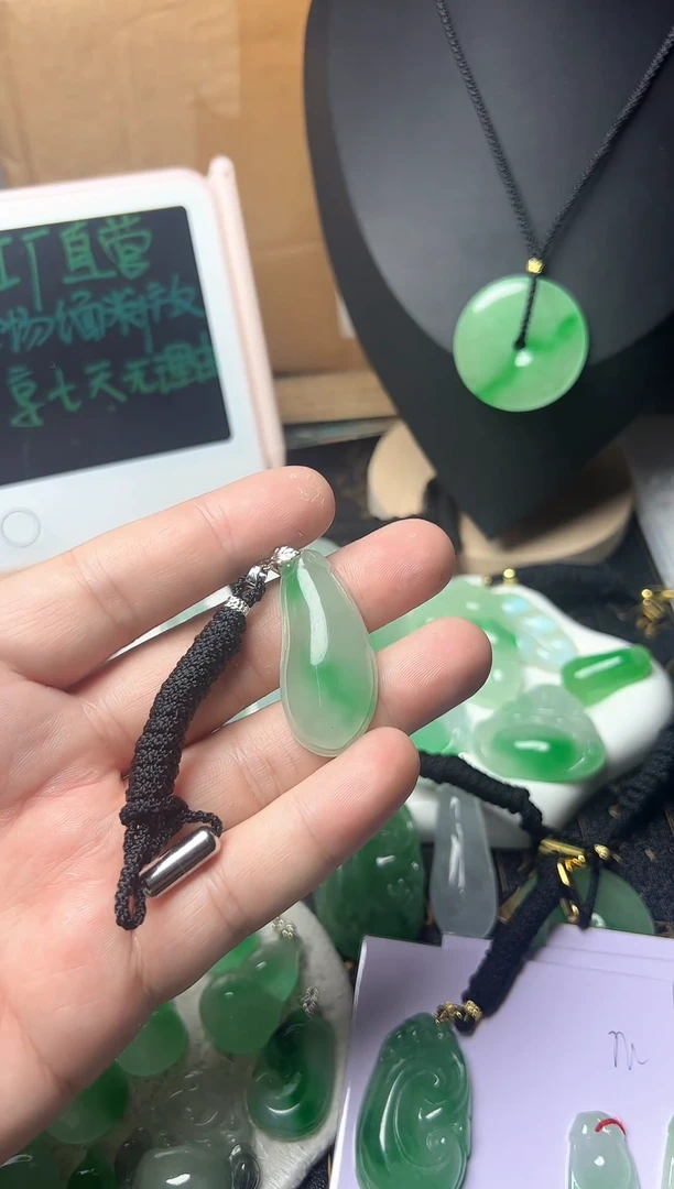 颈饰未镶嵌翡翠所见即所得，一图一物