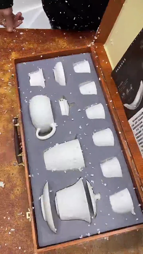 瓷片其他@@@（带图中礼盒）