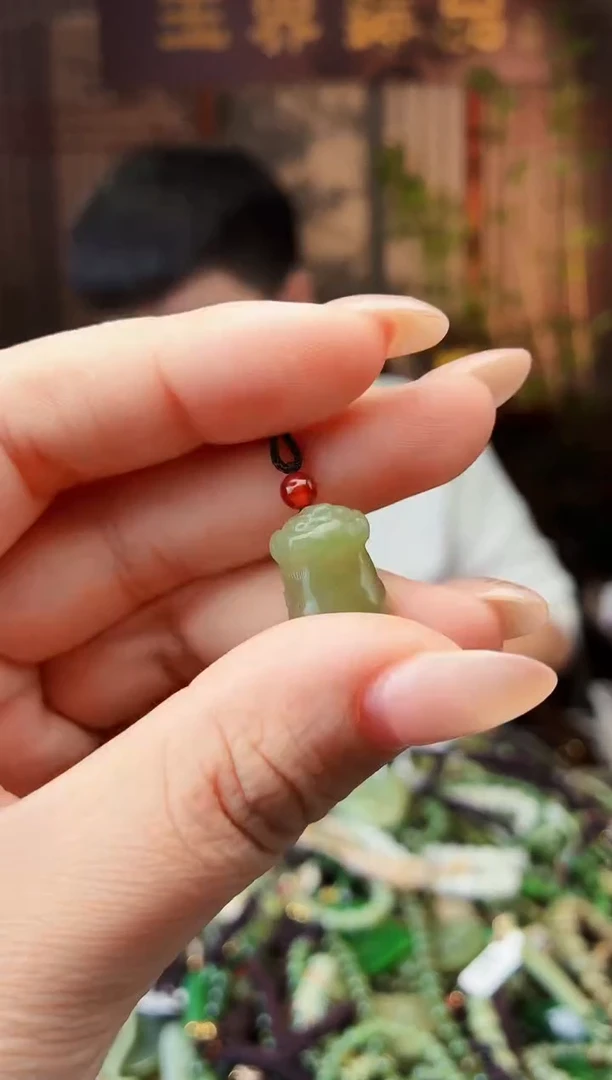 颈饰未镶嵌和田玉多样性发货拍一发一