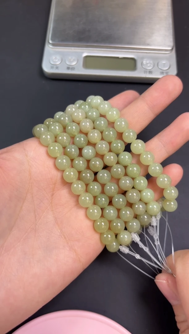 【闪购商品】和田玉手串未镶嵌若羌微色差卡8