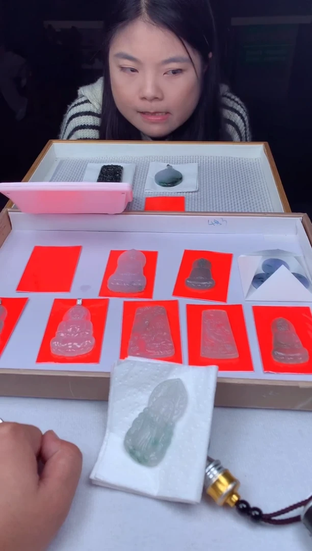 未镶嵌定制翡翠敖***.54654654