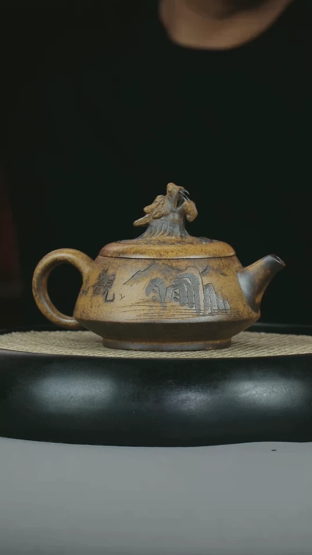 茶壶紫砂  龙骨金砂 独占鳌头