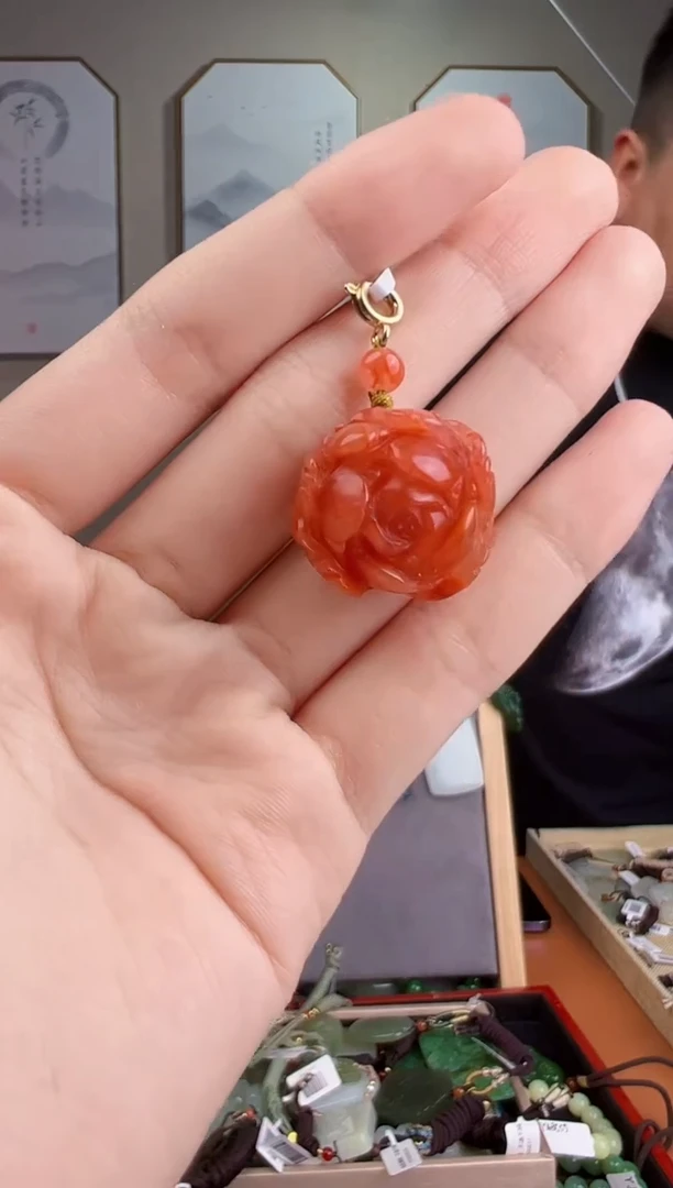 颈饰未镶嵌南红玛瑙多样性发货 拍一单发一个