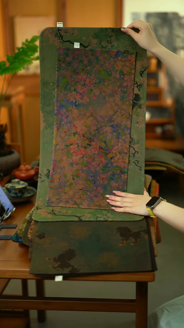 大片奶油加小片花园