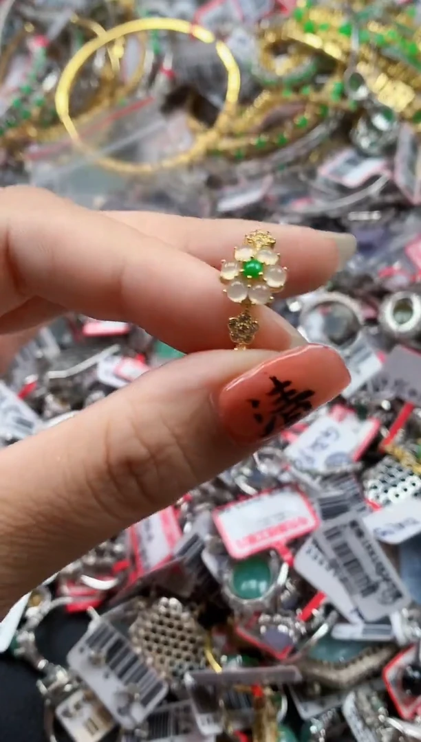 银S925镶嵌戒指翡翠天然A货缅甸翡翠