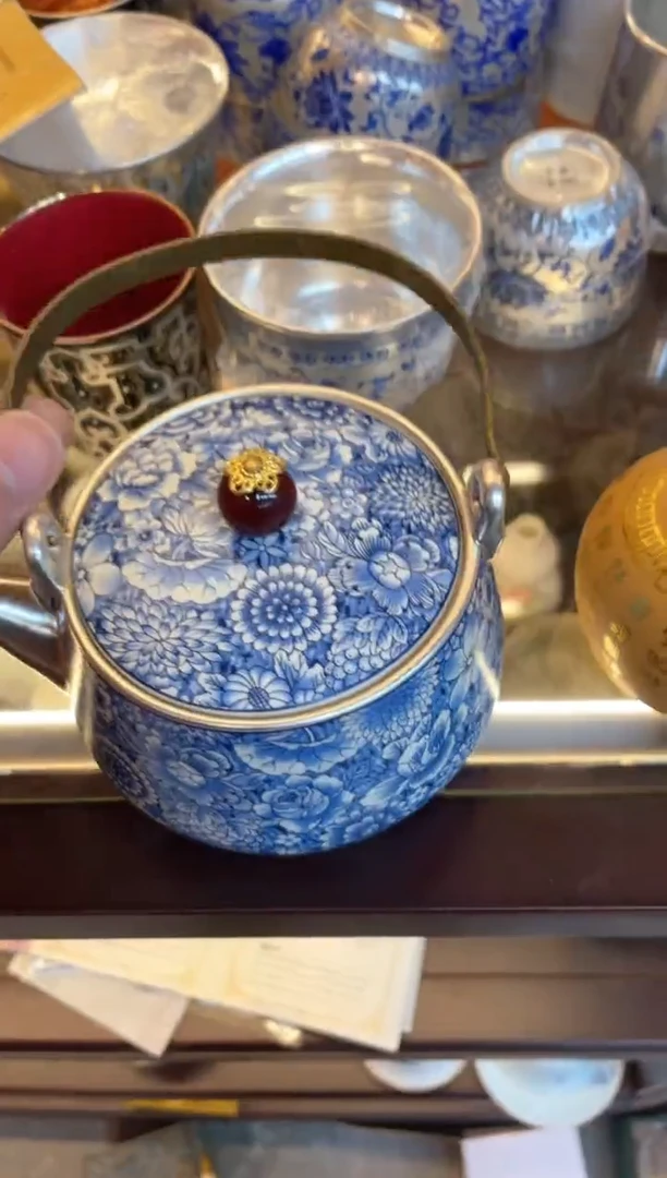 【闪购商品】瓷片@@@@@@@@@@万花提梁银壶