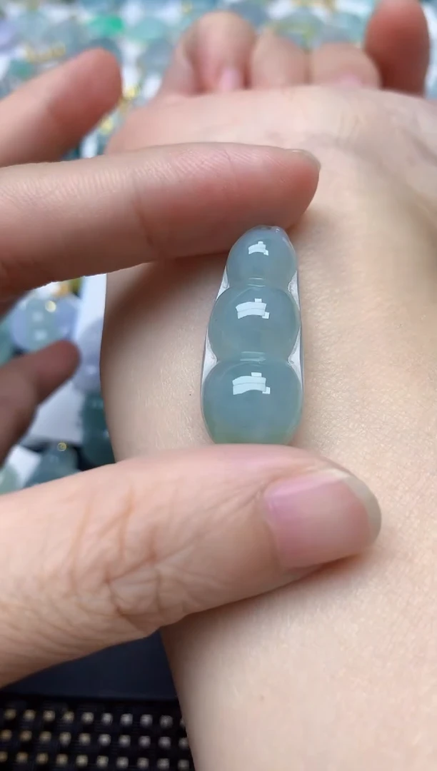 颈饰未镶嵌翡翠天然缅甸A货翡翠