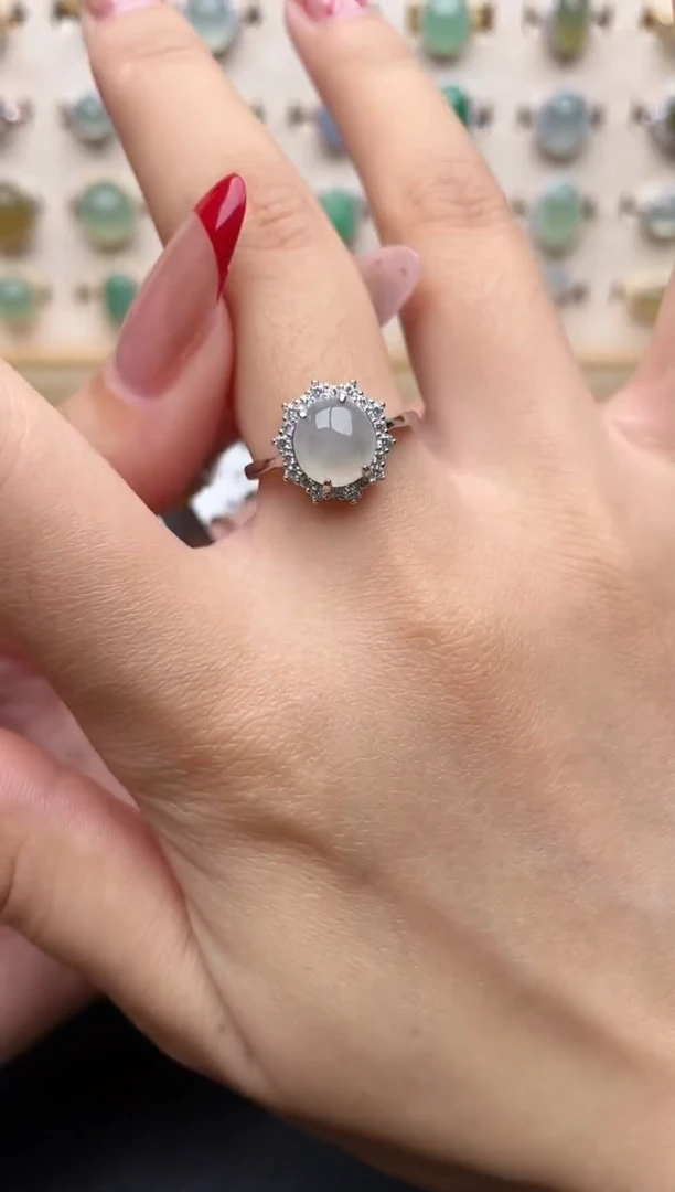 【闪购商品】翡翠戒指银S925镶嵌一物一证一礼盒