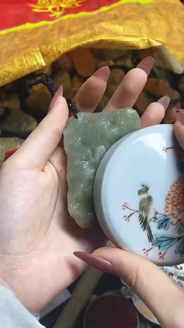 【闪购商品】瓷片瓷片瓷器 摆件1个