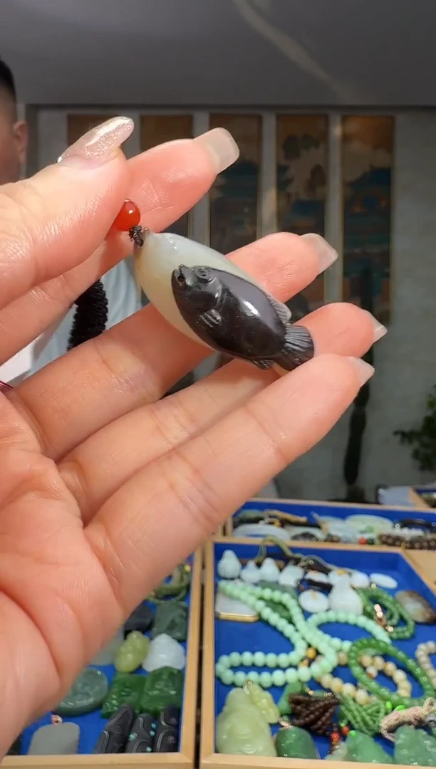 颈饰未镶嵌和田玉拍一发一