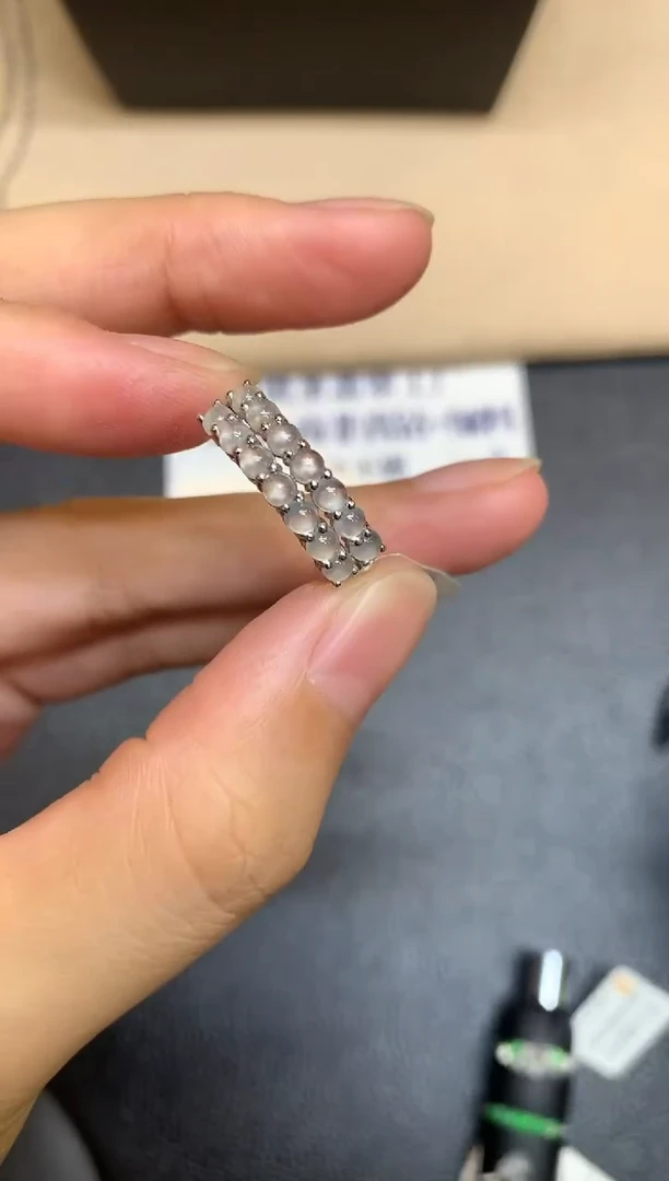 18K金镶嵌戒指翡翠蛋面【无服务费【24小时鉴赏期】