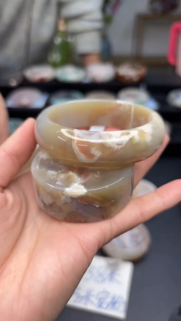 【闪购商品】石英质玉手镯未镶嵌A1400(58圈赠送镯心)