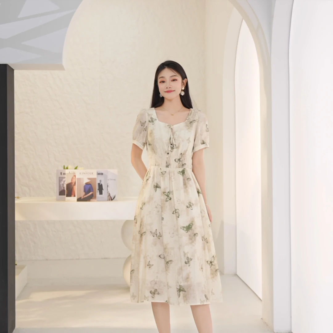 A爱居兔女装夏季新款优雅知性蝴蝶印花约会穿搭连衣裙EQLBJ2Q010A