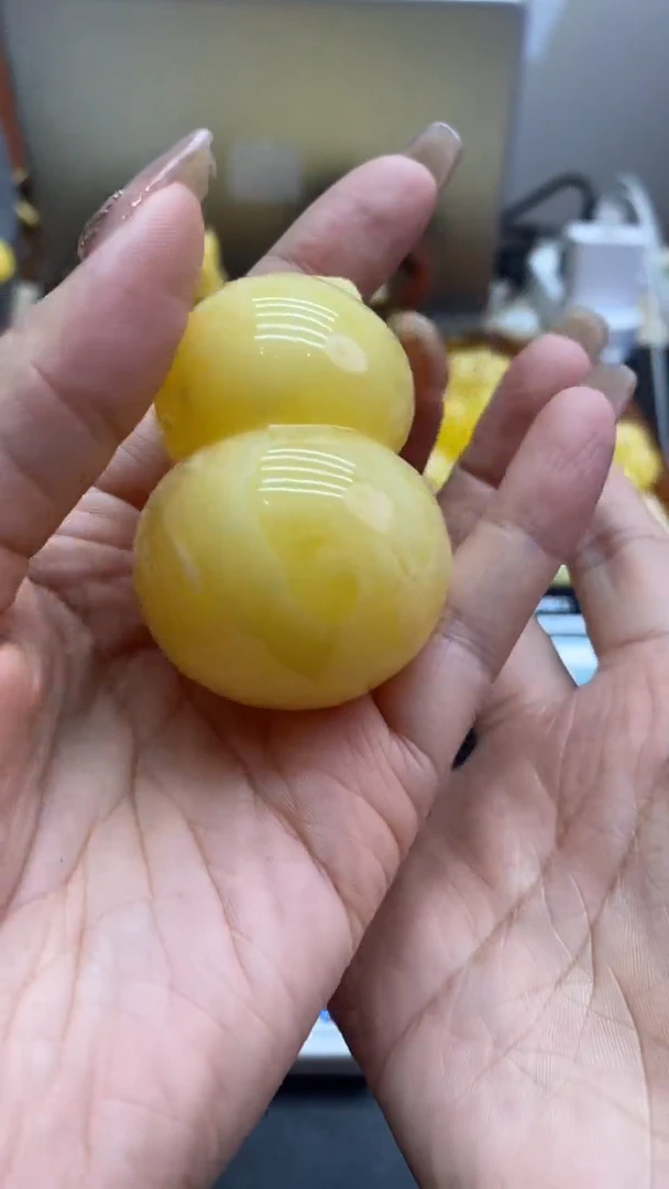 琥珀未镶嵌珠宝奇石1184