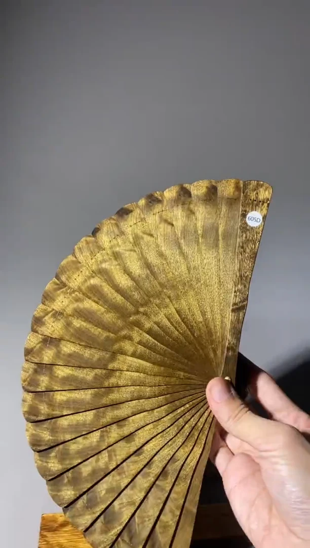 金丝楠穿*605号16cm小叶桢楠扇子