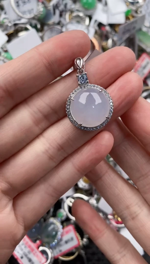 银S925镶嵌戒指翡翠666       2